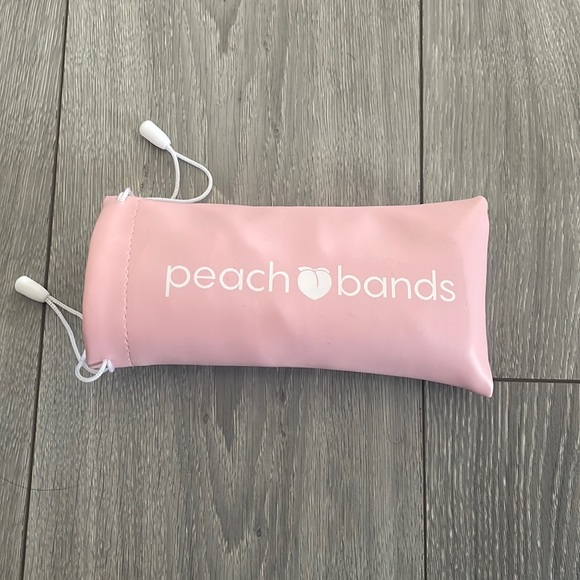 Peach resistance bands in Light, Medium, Heavy and X-Heavy - Picture 2 of 2